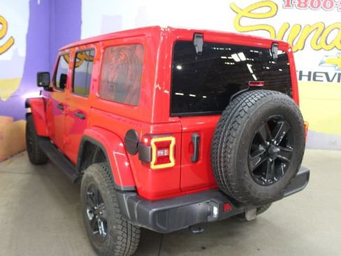 Used 2023 Jeep Wrangler Unlimited Sahara AWD/4WD image 6