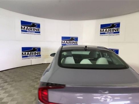 Used 2022 Hyundai Sonata SE w/ Cargo Package image 9