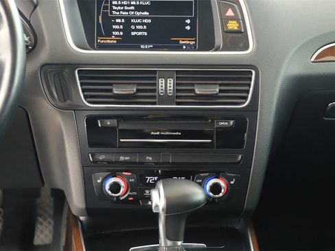 Used 2015 Audi Q5 2.0T Premium Plus w/ Technology Package image 20
