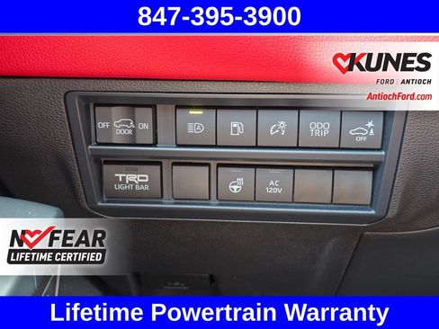 Used 2025 Toyota Sequoia TRD Pro AWD/4WD image 40