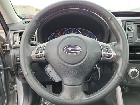 Used 2013 Subaru Forester 2.5X Limited AWD/4WD image 22