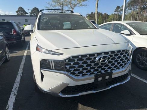 Used 2023 Hyundai Santa Fe Limited image 2
