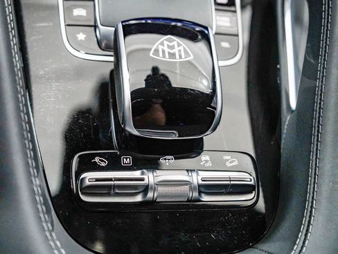 Used 2024 Mercedes-Benz Maybach GLS 600 4MATIC image 22