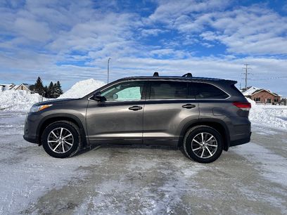 Used 2017 Toyota Highlander XLE