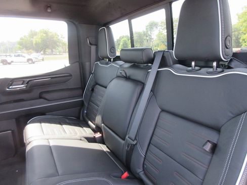 New 2026 GMC Sierra 1500 AT4X image 17