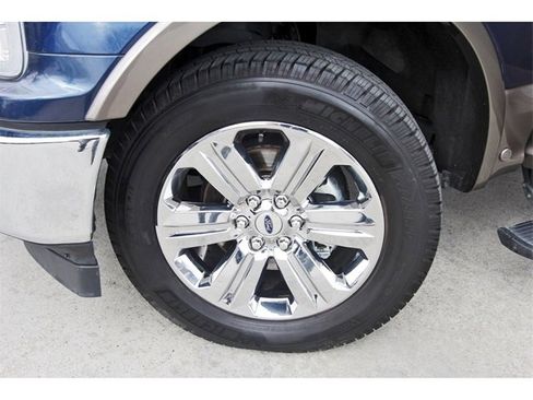 Used 2019 Ford F150 Lariat w/ Equipment Group 502A Luxury image 29