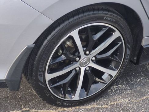 Used 2021 Honda Civic Sport image 7