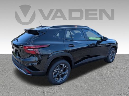 New 2026 Chevrolet Trax LT FWD image 25