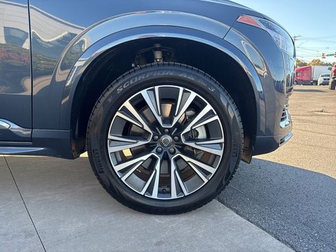 Certified 2022 Volvo XC90 T8 Inscription Expression w/ Climate Package image 12