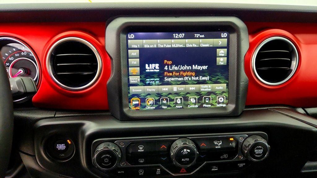 Used 2022 Jeep Wrangler Rubicon AWD/4WD image 18