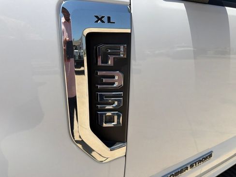 Used 2019 Ford F350 XL w/ Power Equipment Group AWD/4WD image 9