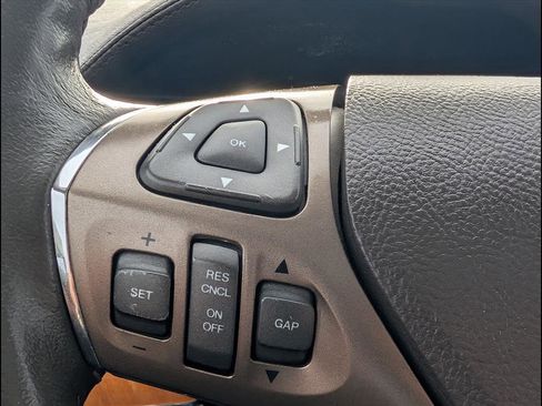 Used 2015 Lincoln MKX AWD w/ Equipment Group 102A image 12