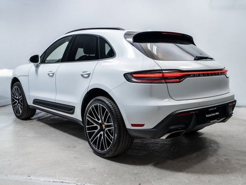 New 2026 Porsche Macan image 3