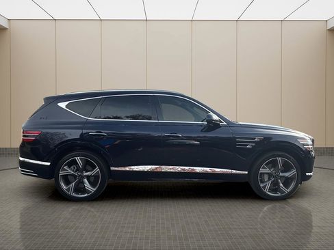 Certified 2025 Genesis GV80 3.5T Prestige AWD/4WD image 6