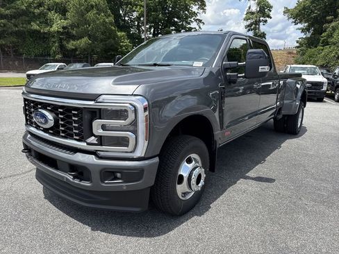New 2026 Ford F350 Platinum AWD/4WD image 3