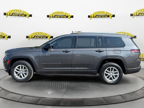 Used 2021 Jeep Grand Cherokee L Laredo w/ Luxury Tech Group I AWD/4WD image 2