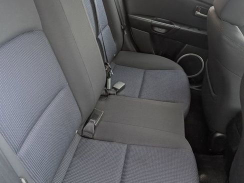 Used 2006 MAZDA MAZDA3 s image 24