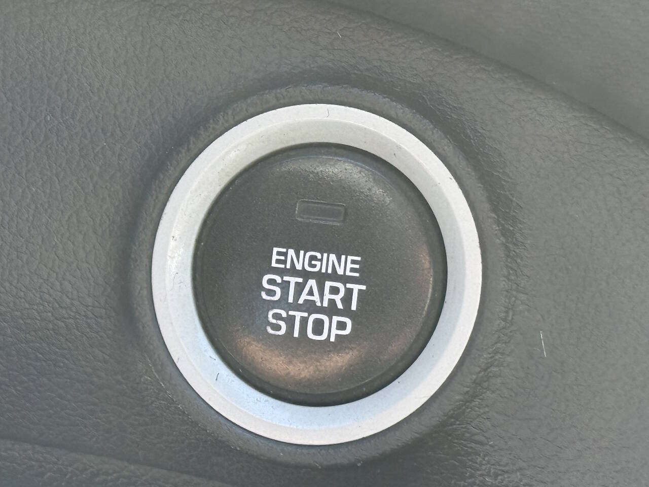 Used 2018 Hyundai Ioniq Plug-In Hybrid FWD image 15