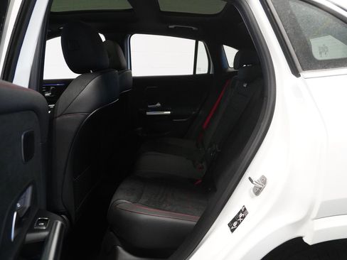 New 2026 Mercedes-Benz GLA 35 AMG 4MATIC image 16