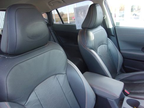 Used 2024 Subaru Crosstrek 2.5i Limited image 11