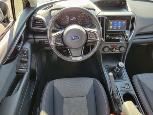 Used 2019 Subaru Crosstrek 2.0i Premium image 12
