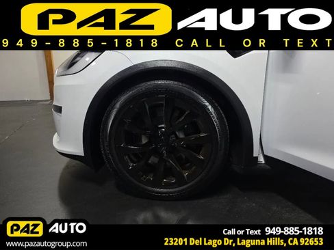 Used 2022 Tesla Model X image 23