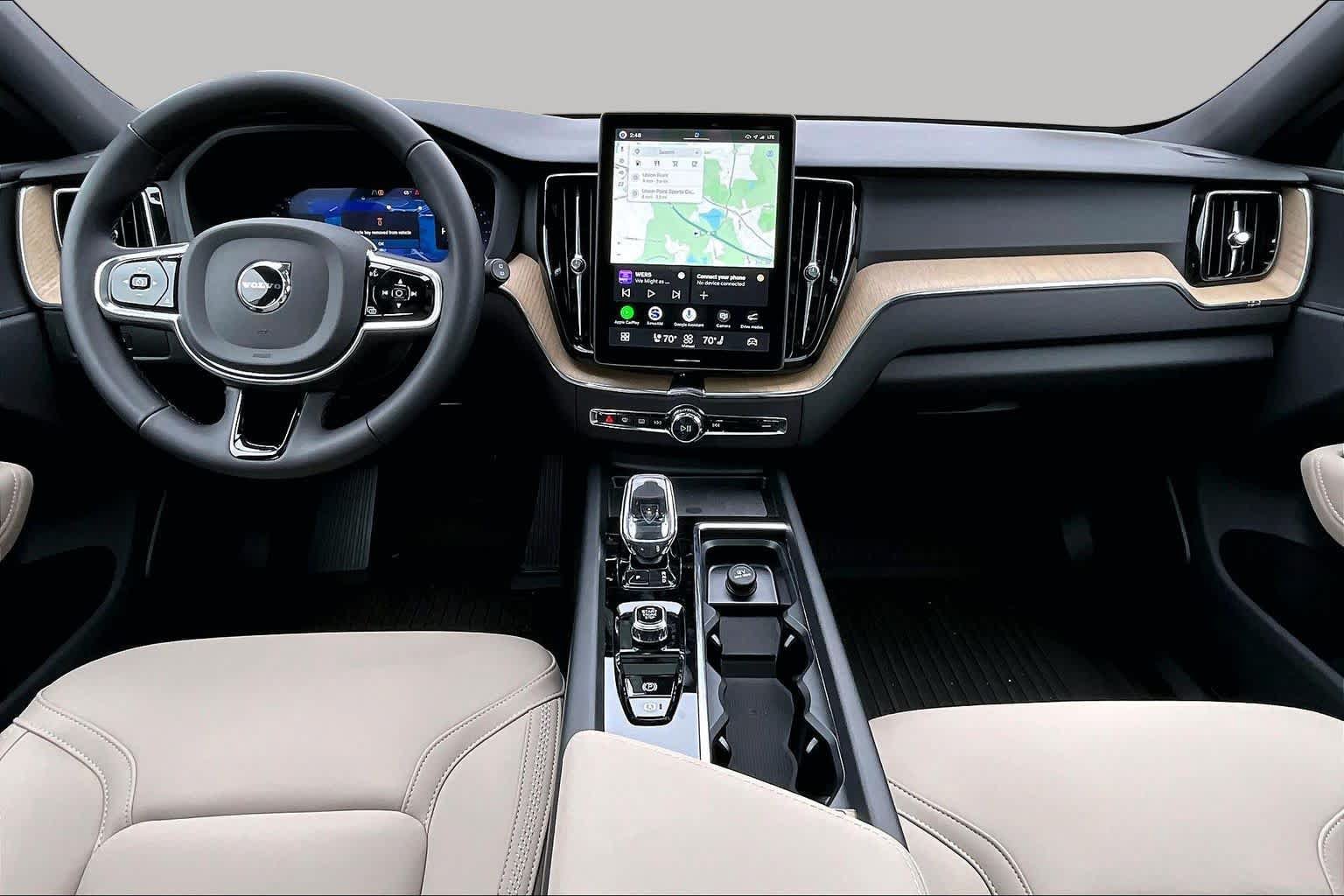 New 2026 Volvo XC60 B5 Plus w/ Protection Package Premier AWD/4WD image 7