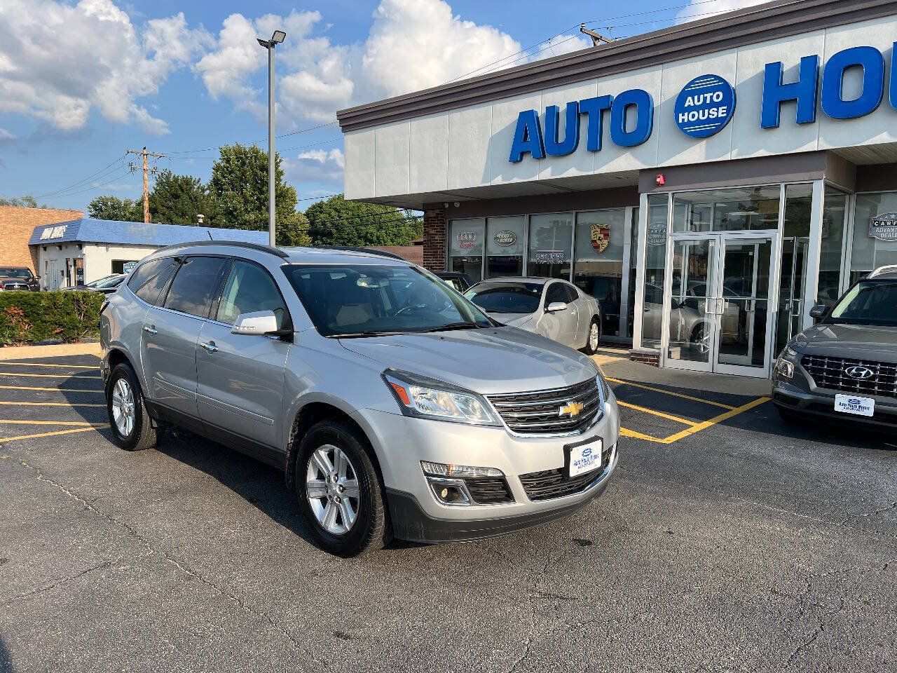Used 2014 Chevrolet Traverse LT FWD image 3