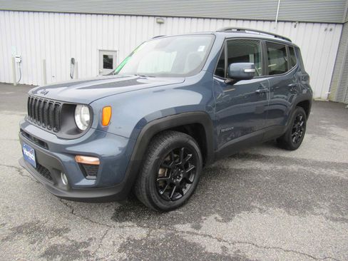 Used 2020 Jeep Renegade Altitude FWD image 1