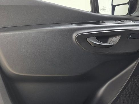 Used 2024 Mercedes-Benz Sprinter 2500 w/ Parking Package image 17