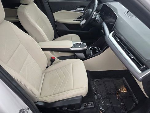 Used 2024 BMW X3 sDrive30i w/ Premium Package RWD image 25