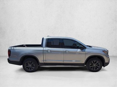 Used 2023 Honda Ridgeline Sport image 4