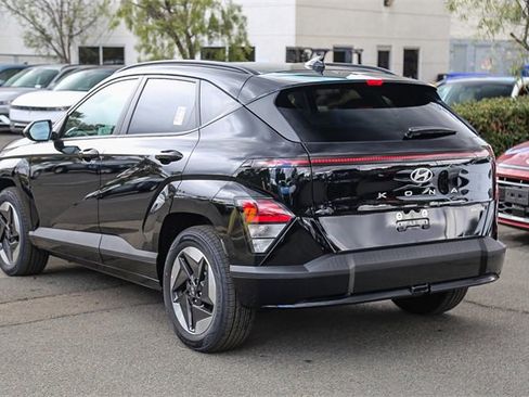 New 2025 Hyundai Kona SEL image 7