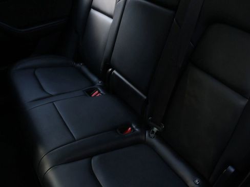 Used 2020 Tesla Model Y Long Range AWD/4WD image 19