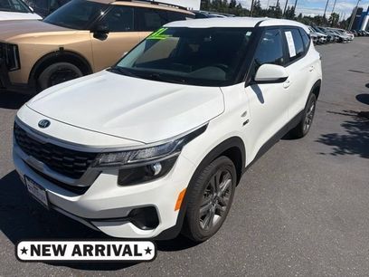 Certified 2021 Kia Seltos LX