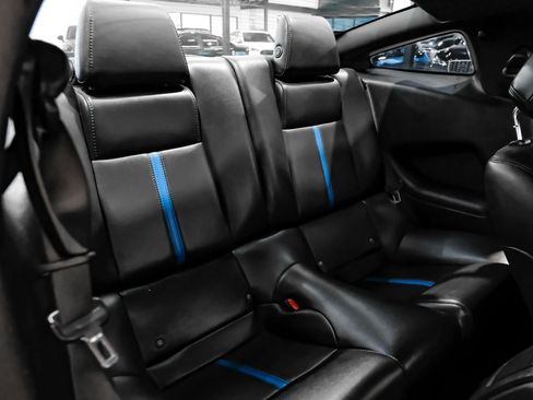 Used 2013 Ford Mustang GT Premium w/ Electronics Pkg RWD image 41