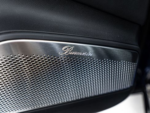 New 2025 Porsche Macan Turbo Electric image 18