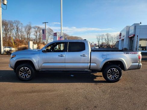 Used 2023 Toyota Tacoma TRD Sport image 4