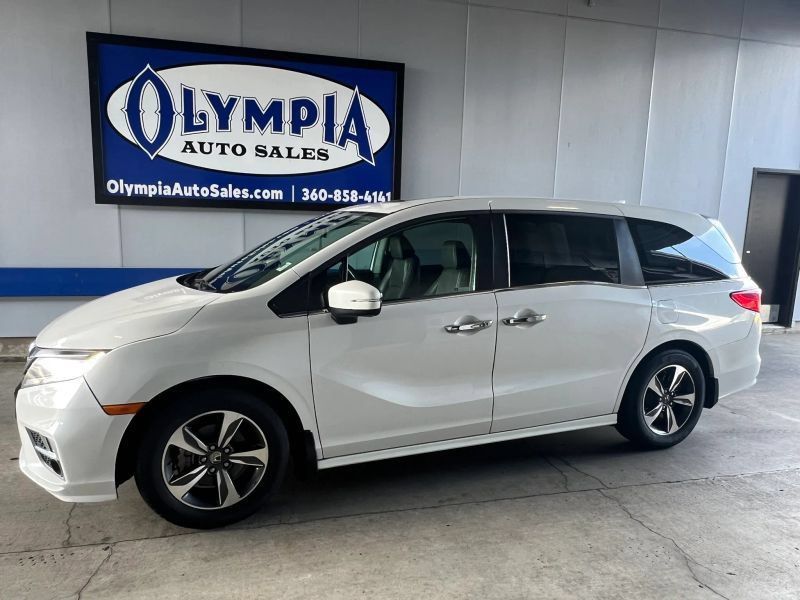Used 2020 Honda Odyssey Touring image 1