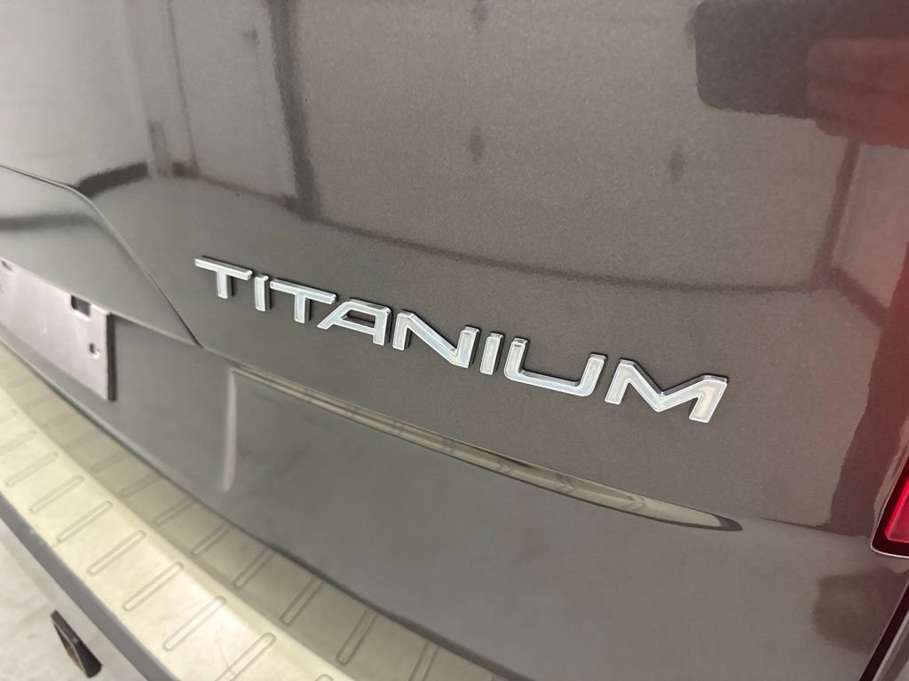 Used 2019 Ford Transit Connect Titanium FWD image 10