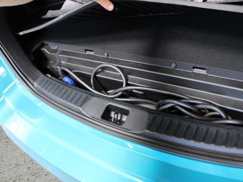 Used 2019 Toyota Prius Prime Plus FWD image 33