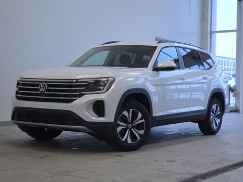 New 2026 Volkswagen Atlas SE image 2