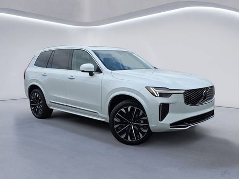 New 2026 Volvo XC90 B6 Ultra w/ Protection Package AWD/4WD image 2