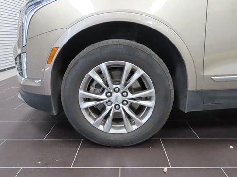 Used 2023 Cadillac XT5 Premium Luxury image 15