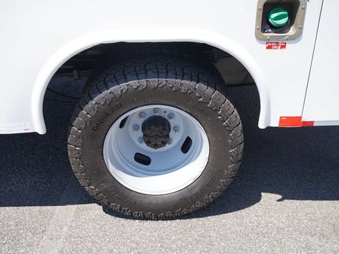 Used 2019 Ford F350 XL w/ Power Equipment Group AWD/4WD image 34
