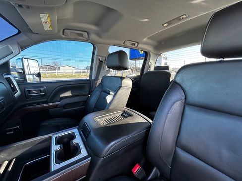Used 2018 GMC Sierra 2500 SLT w/ Duramax Plus Package image 14