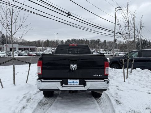 Used 2024 RAM 2500 Tradesman w/ Chrome Appearance Group image 4