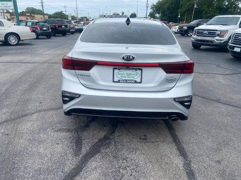 Used 2020 Kia Forte LXS FWD image 7
