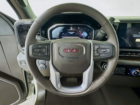New 2026 GMC Sierra 1500 SLE w/ Preferred Package image 6