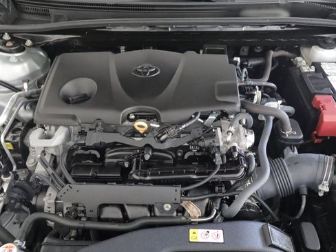 Used 2023 Toyota Camry SE AWD/4WD image 27